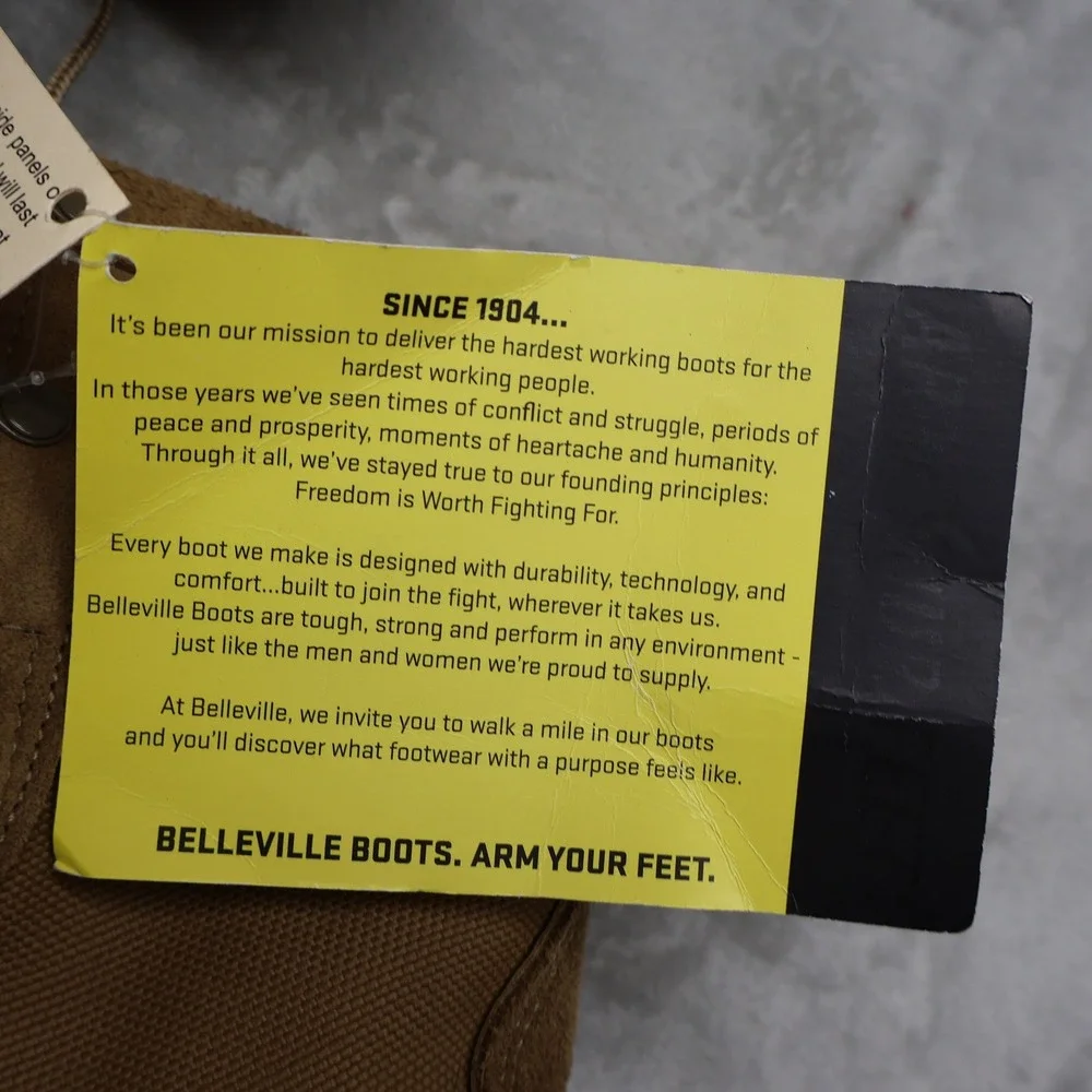 Belleville Army Combat Boots Mens 11W Brown Leather Temperate Weather USA NEW